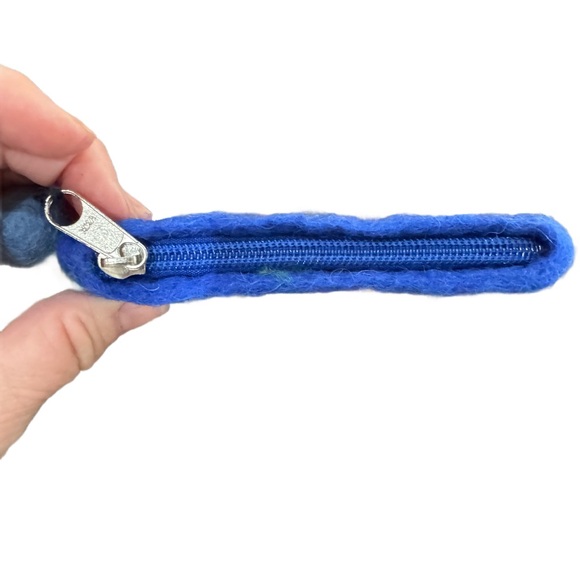 Adorable Owl Felt Pouch/Purse - Picture 3 of 3